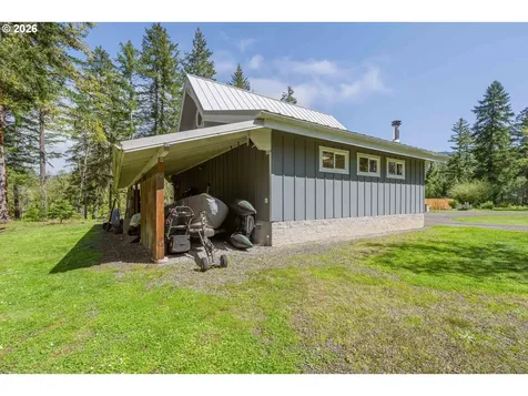 495 Indian Point Lane Glide OR 97443