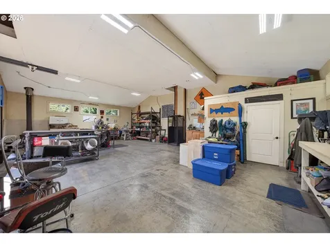 495 Indian Point Lane Glide OR 97443