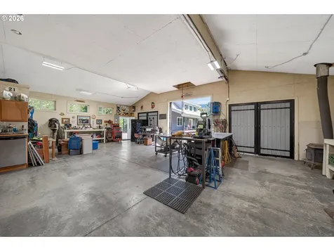 495 Indian Point Lane Glide OR 97443