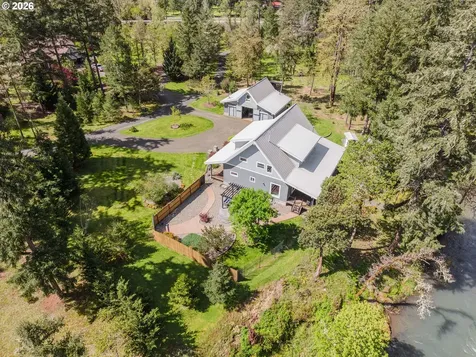 495 Indian Point Lane Glide OR 97443