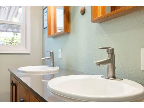8920 SE Cora Street Portland OR 97266