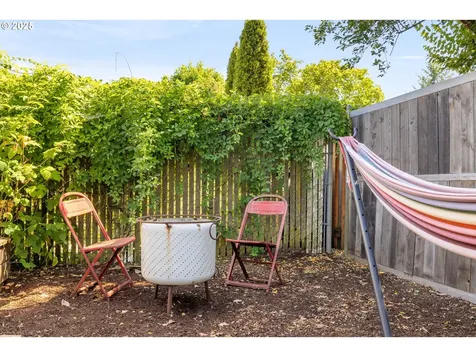 8920 SE Cora Street Portland OR 97266
