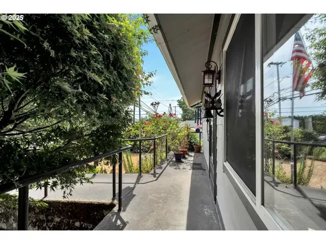 761 SE Polk Street Camas WA 98607