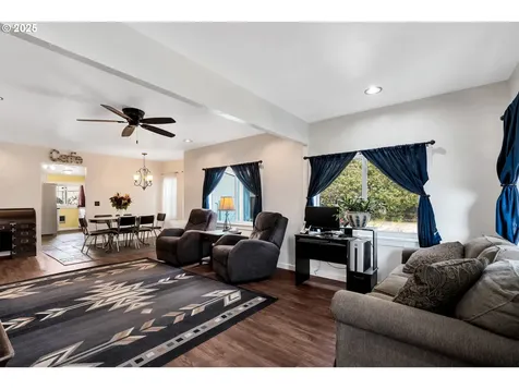 761 SE Polk Street Camas WA 98607