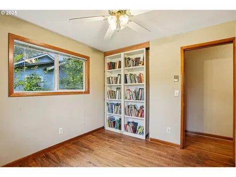 131 SE Anne Street Mcminnville OR 97128