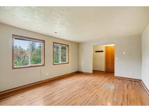131 SE Anne Street Mcminnville OR 97128