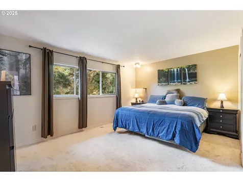 6815 SE 114th Avenue Portland OR 97266