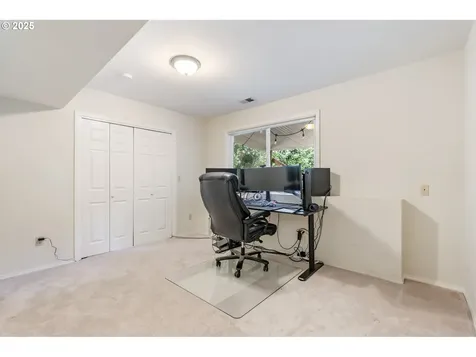6815 SE 114th Avenue Portland OR 97266