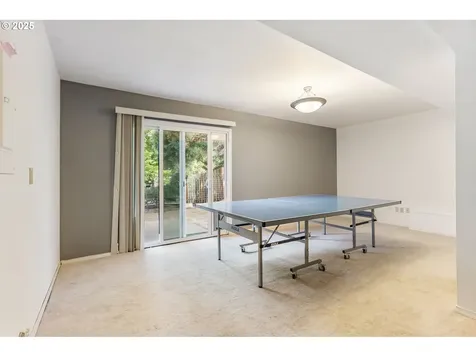 6815 SE 114th Avenue Portland OR 97266