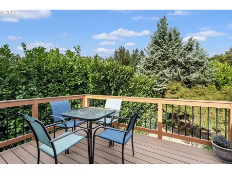 6815 SE 114th Avenue Portland OR 97266