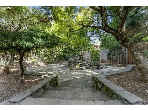 6815 SE 114th Avenue Portland OR 97266