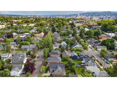 4025 NE Rodney Avenue Portland OR 97212