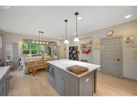 4025 NE Rodney Avenue Portland OR 97212