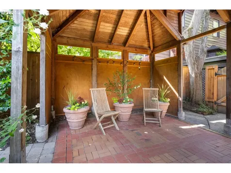 2342 NW Marshall Street Portland OR 97210