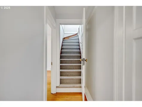 2342 NW Marshall Street Portland OR 97210