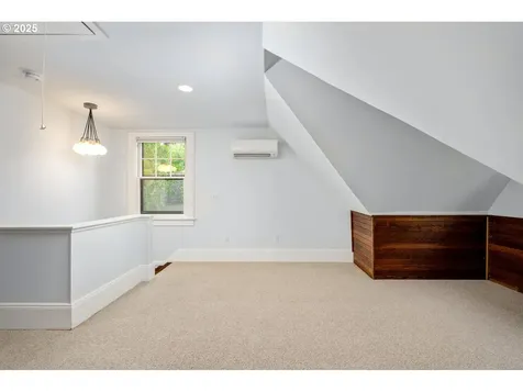 2342 NW Marshall Street Portland OR 97210