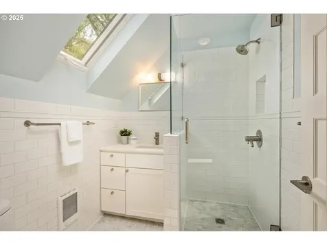 2342 NW Marshall Street Portland OR 97210