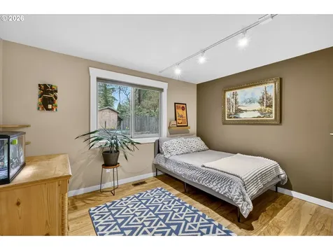 10015 SW 53rd Avenue Portland OR 97219
