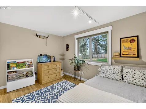 10015 SW 53rd Avenue Portland OR 97219