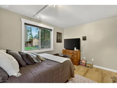 10015 SW 53rd Avenue Portland OR 97219