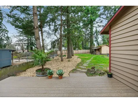 10015 SW 53rd Avenue Portland OR 97219