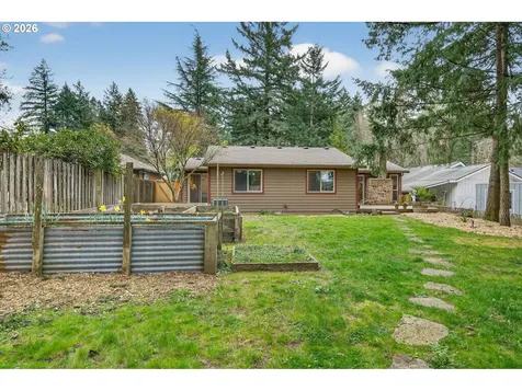 10015 SW 53rd Avenue Portland OR 97219