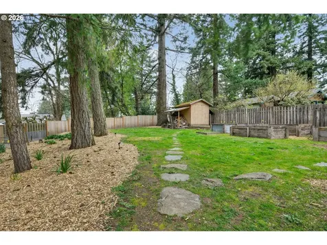 10015 SW 53rd Avenue Portland OR 97219