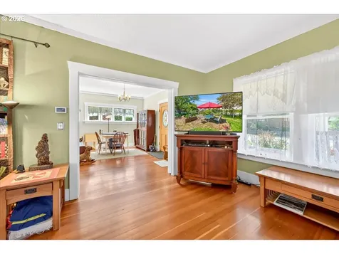 864 State Avenue Vernonia OR 97064
