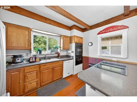 864 State Avenue Vernonia OR 97064