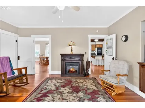 864 State Avenue Vernonia OR 97064