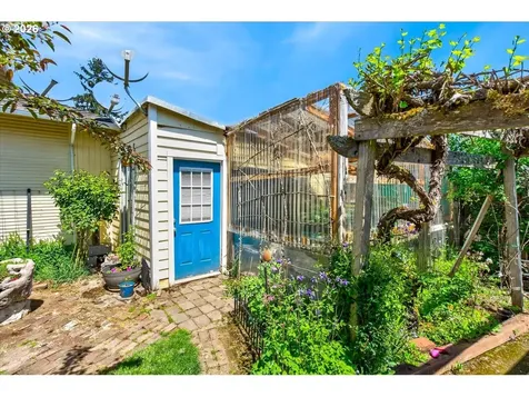 864 State Avenue Vernonia OR 97064