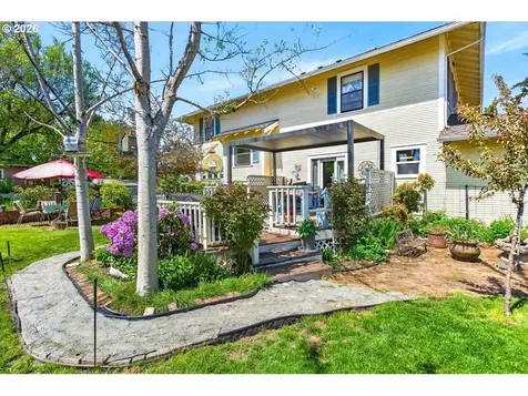 864 State Avenue Vernonia OR 97064