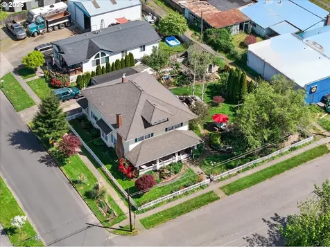864 State Avenue Vernonia OR 97064