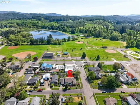 864 State Avenue Vernonia OR 97064