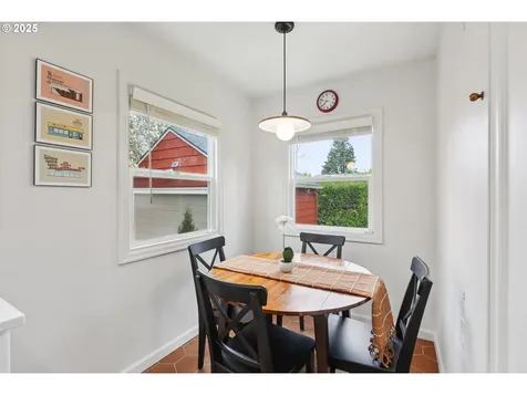 4429 NE Mason Street Portland OR 97218