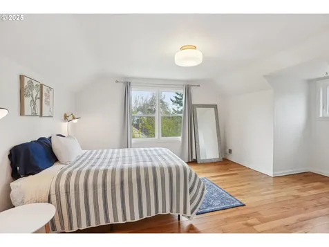 4429 NE Mason Street Portland OR 97218