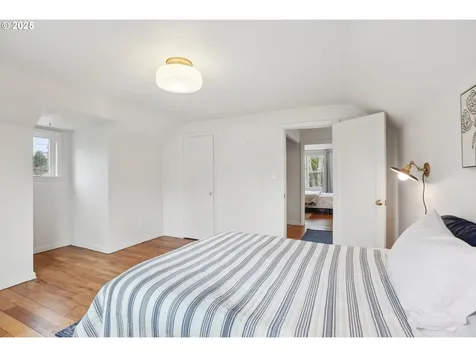 4429 NE Mason Street Portland OR 97218