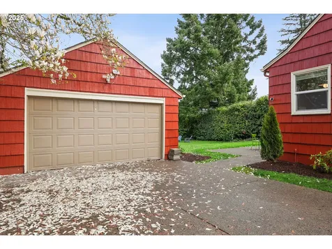 4429 NE Mason Street Portland OR 97218