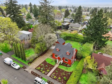 4429 NE Mason Street Portland OR 97218