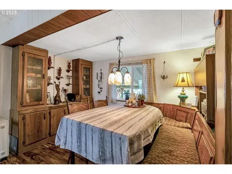18485 SW Pacific Drive Tualatin OR 97062
