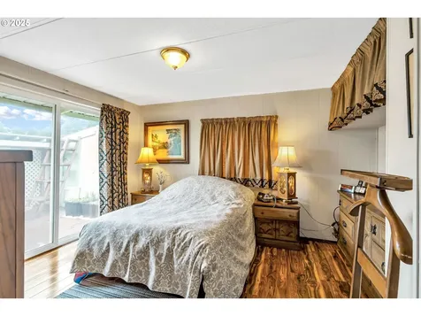 18485 SW Pacific Drive Tualatin OR 97062
