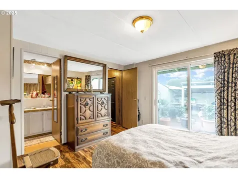 18485 SW Pacific Drive Tualatin OR 97062