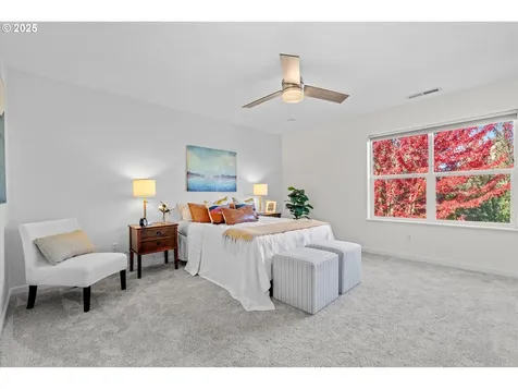 12618 Villard Place Oregon City OR 97045