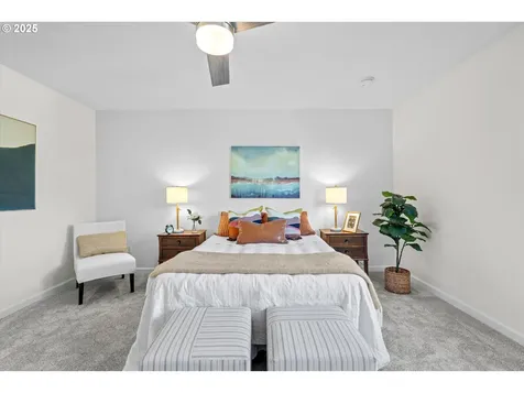 12618 Villard Place Oregon City OR 97045