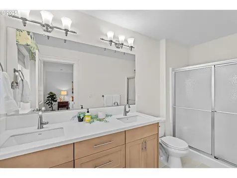 12618 Villard Place Oregon City OR 97045