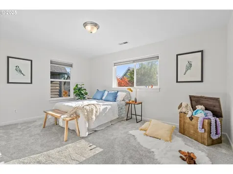 12618 Villard Place Oregon City OR 97045