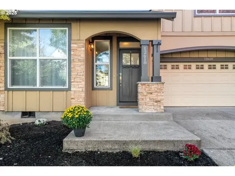 12618 Villard Place Oregon City OR 97045