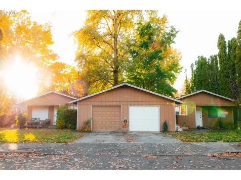 875 SE Rene Avenue Gresham OR 97080