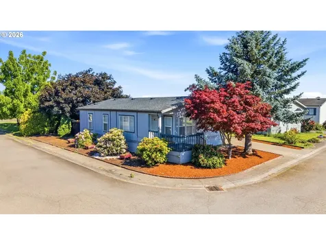 2151 Three Lakes Road Albany OR 97322