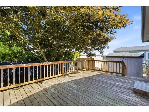 2151 Three Lakes Road Albany OR 97322
